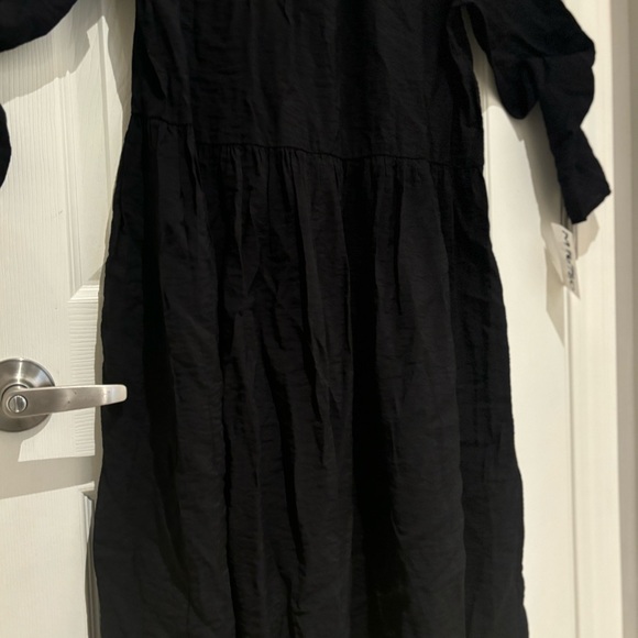 H&M Timeless Black Midi Dress - Picture 2 of 2